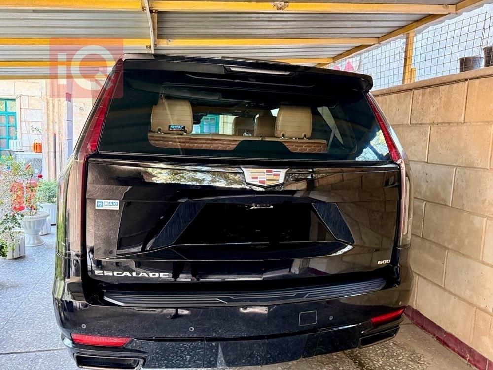 كاديلاك اسكاليد